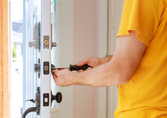 Remplacement de serrure et cylindre par un professionnel